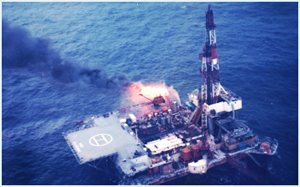 Нефтяная платформы в Aga-Oki-Kita, 1971 г.